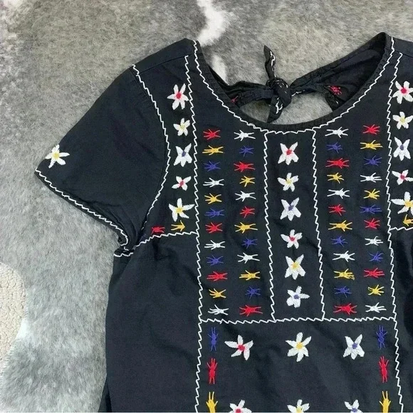 Madewell Embroidered Tie Back Cut Out Top - Picture 3 of 12